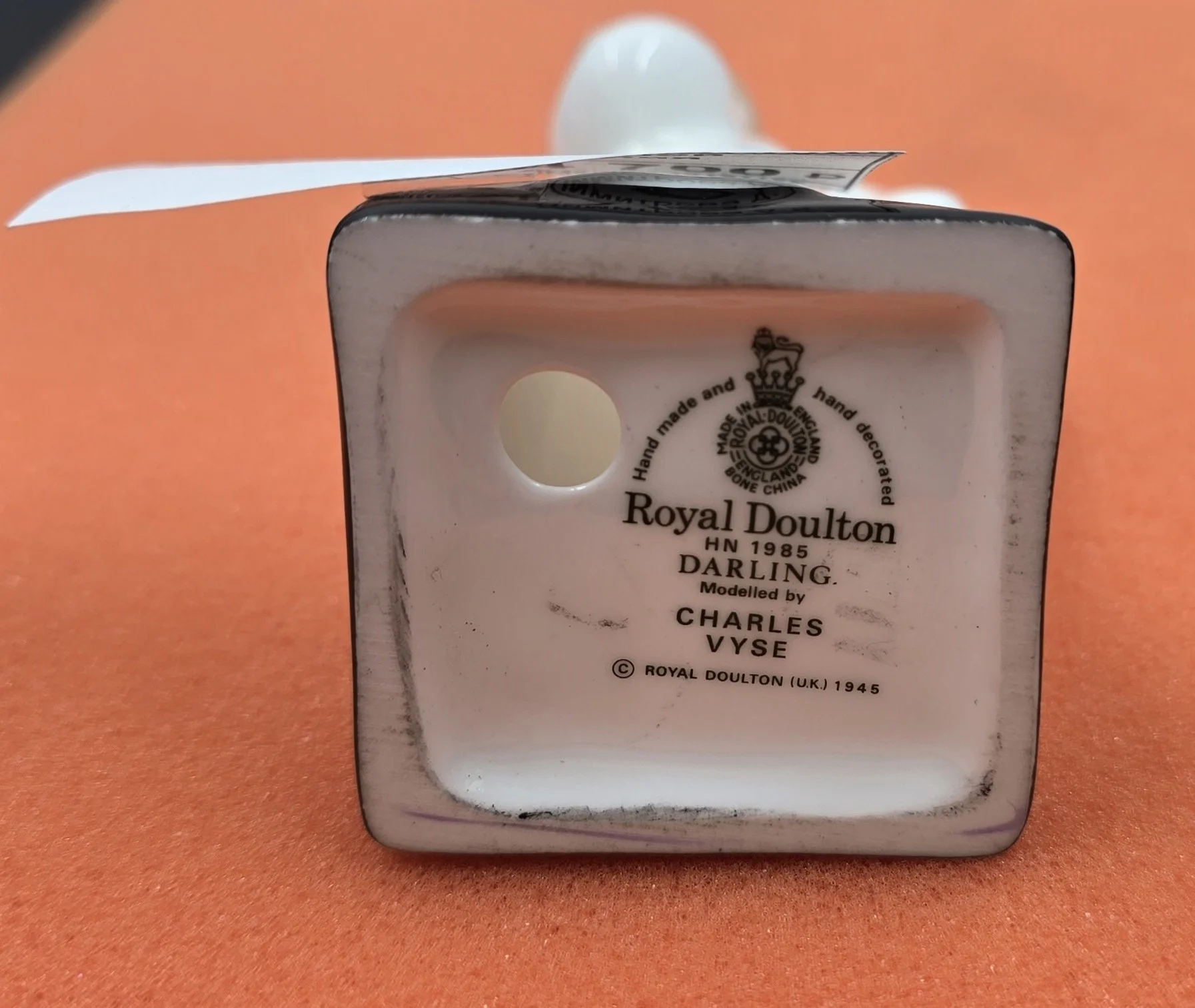 Статуэтка "Мальчик в ночной рубашке" — миниатюра 2