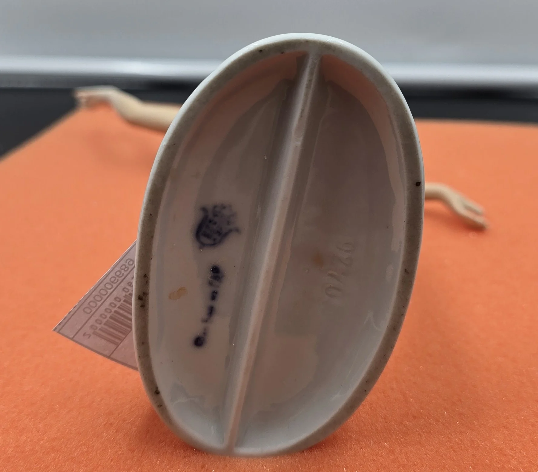 Статуэтка "Гимнастка" — миниатюра 2