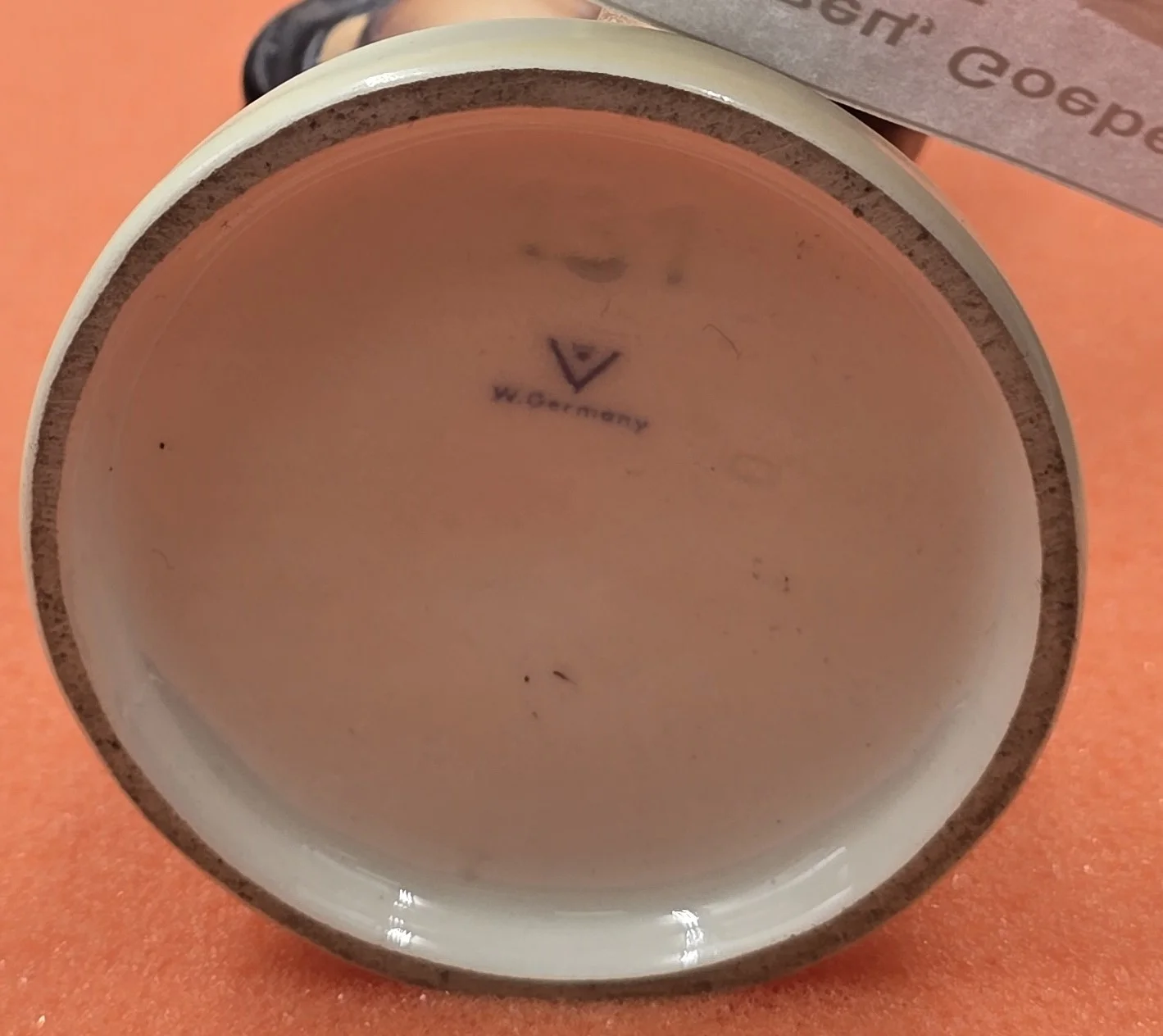 Статуэтка "Уличный певец" — миниатюра 2