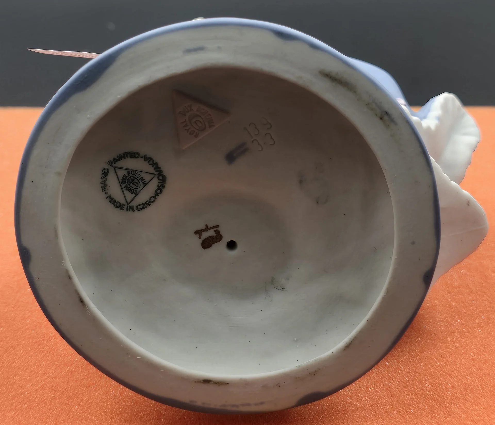 Статуэтка "Дама с веером" — миниатюра 2