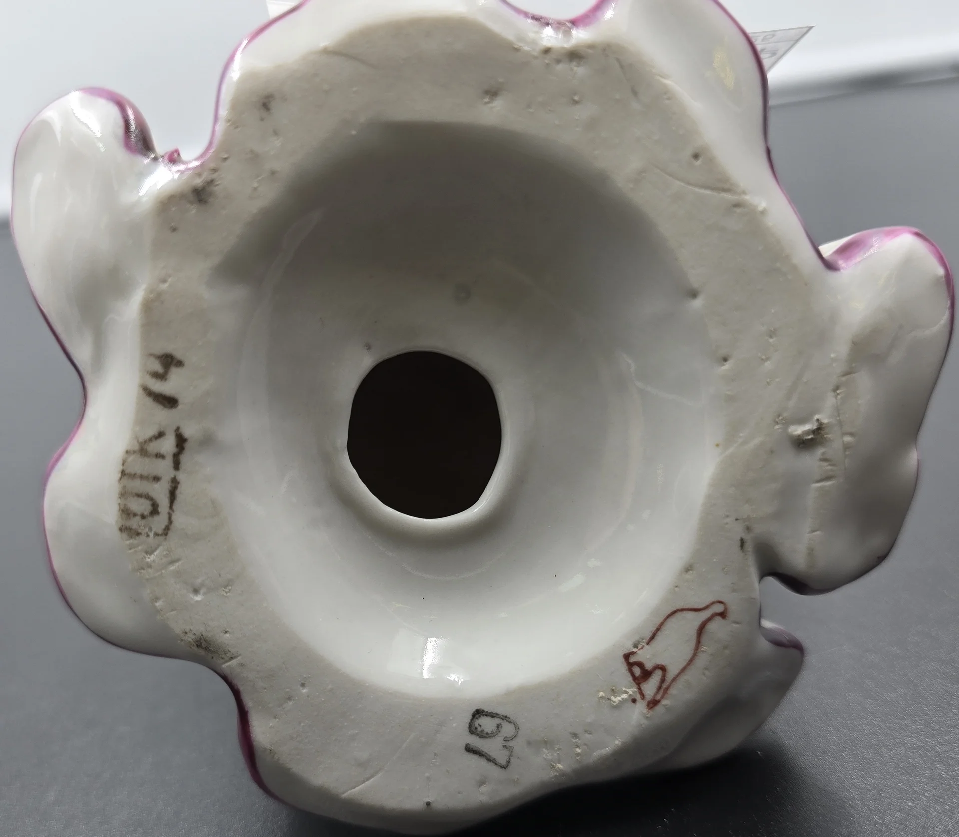 Статуэтка "Лебёдушка плясунья" — миниатюра 2