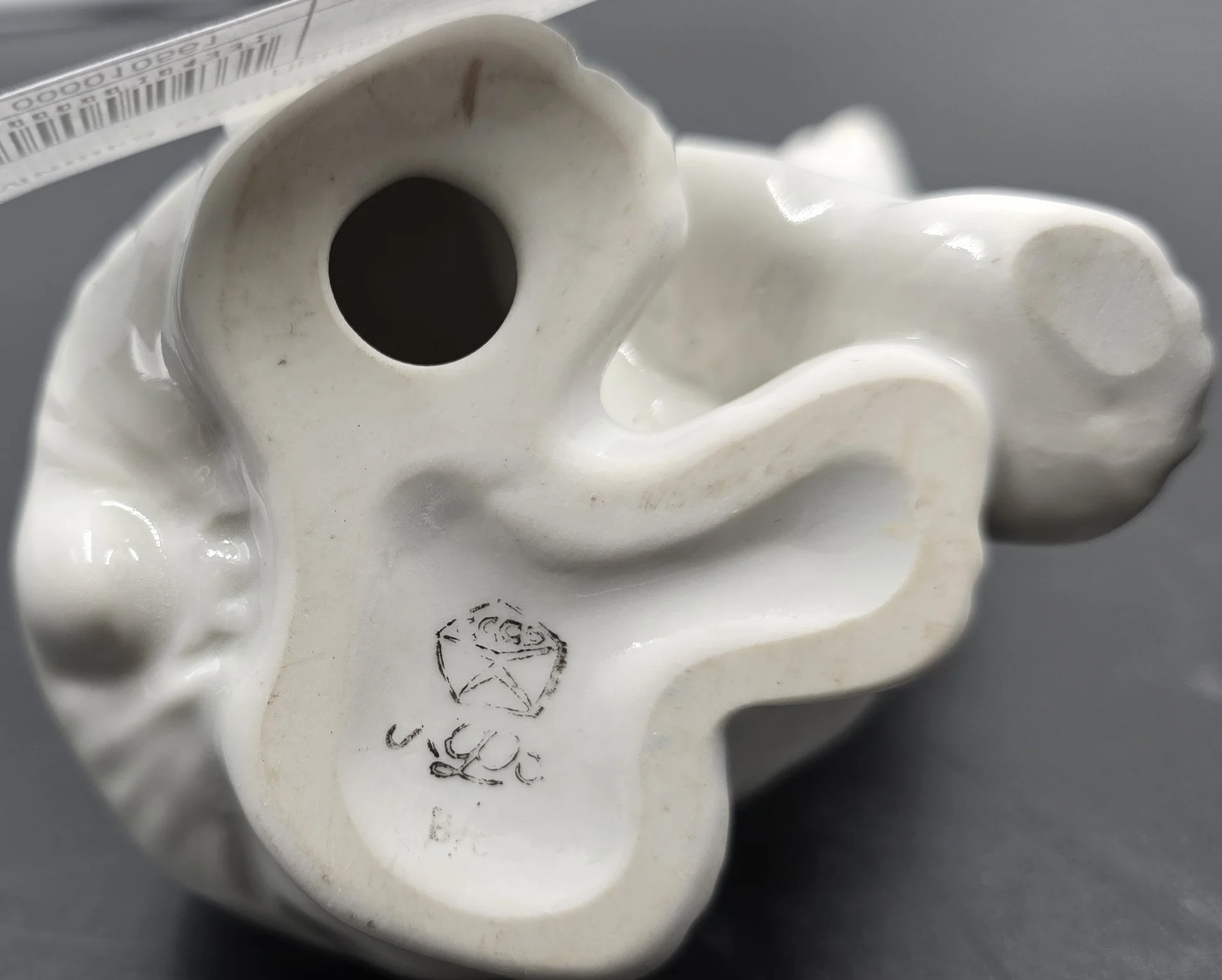 Статуэтка "Мишка белый" — миниатюра 2