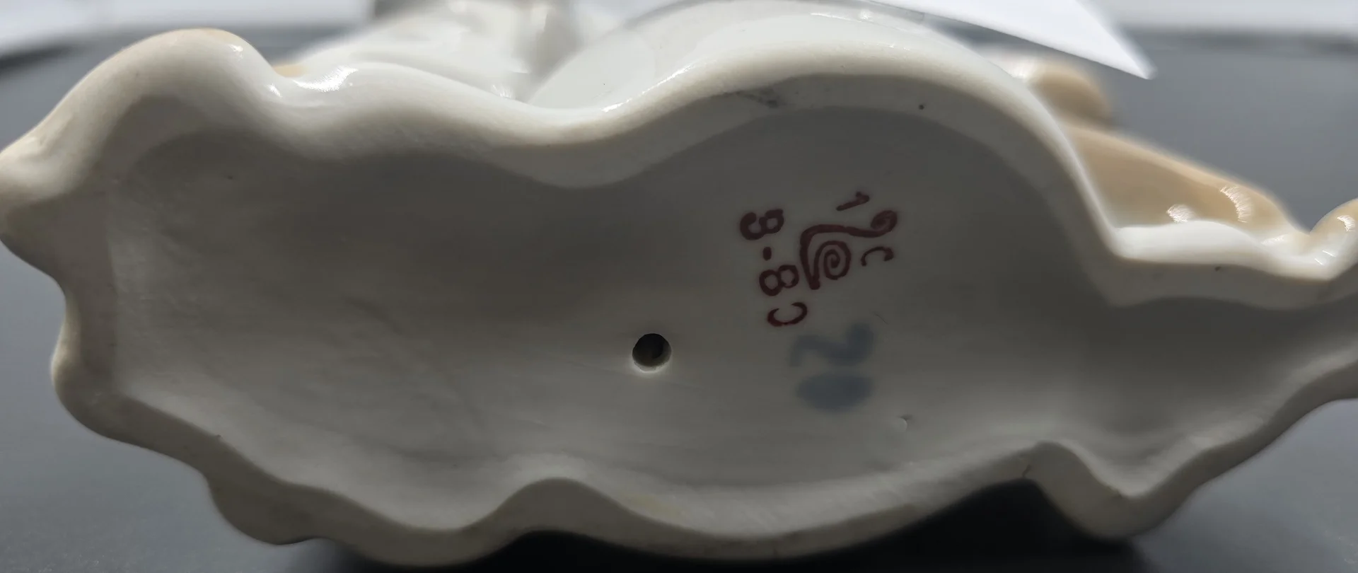 Статуэтка "Зимний дворик, снеговик" — миниатюра 2