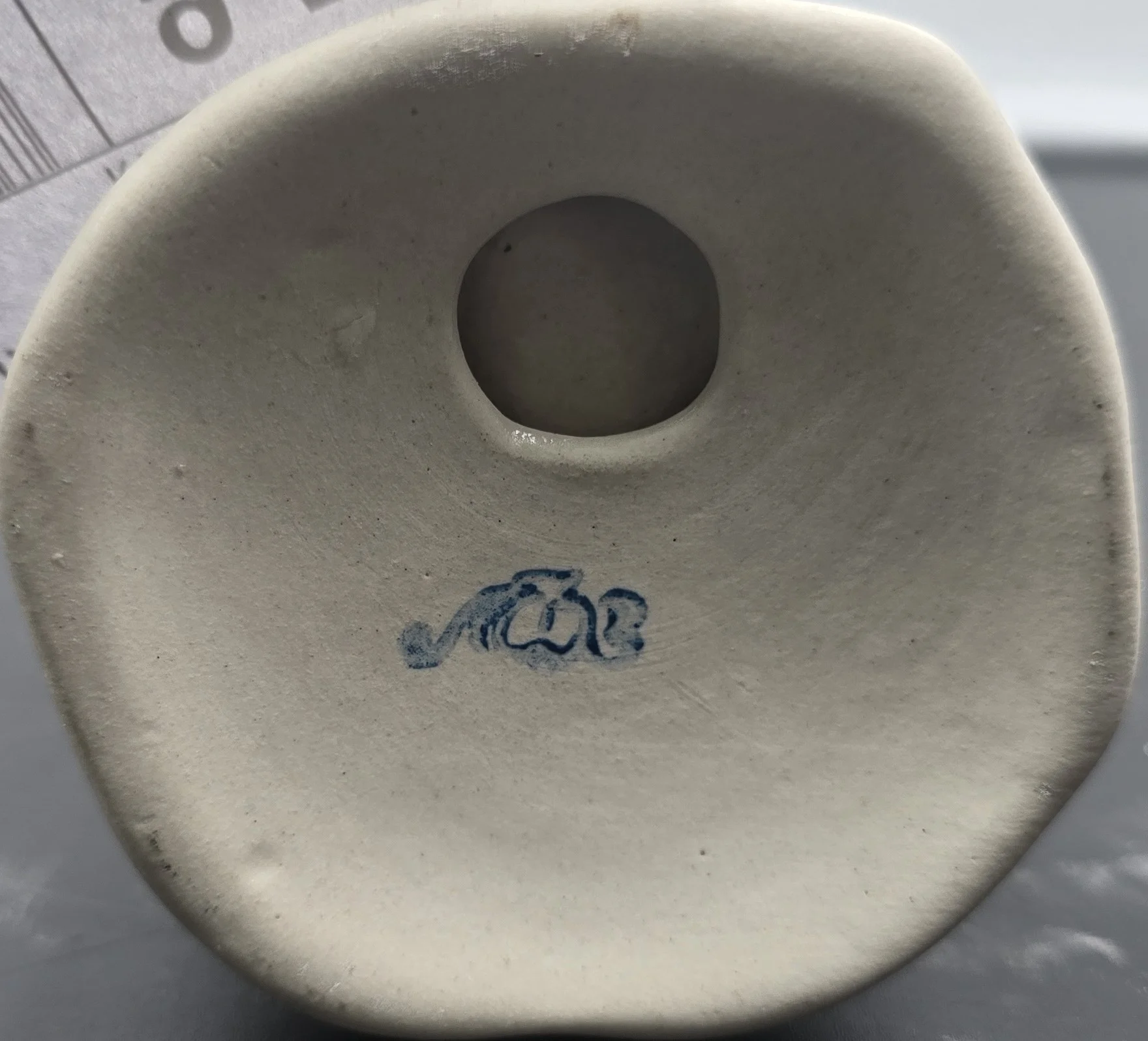 Статуэтка "Мальчик с портфелем" реплика — миниатюра 2