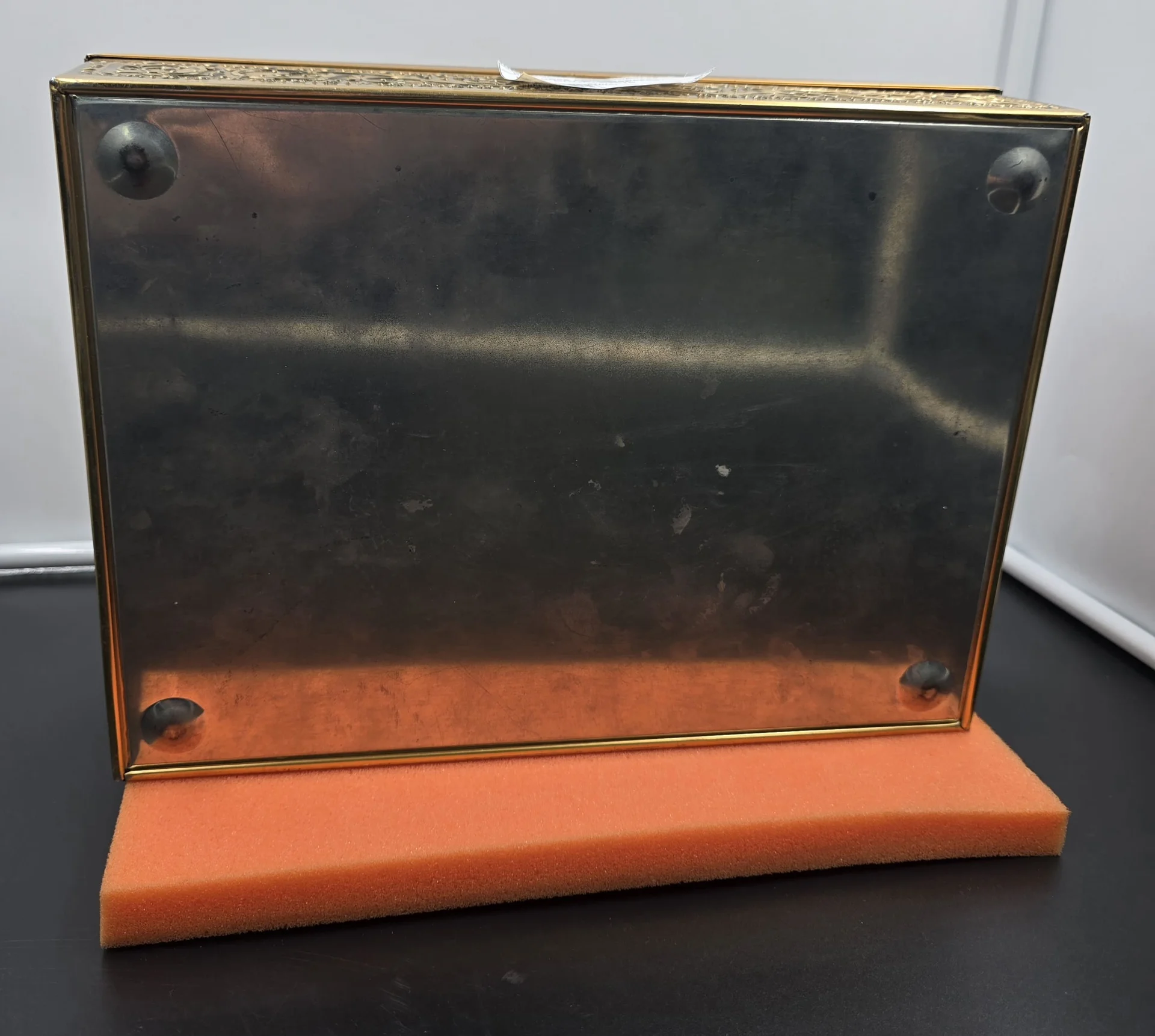 Коробка кондитерская жестяная, СССР — миниатюра 4