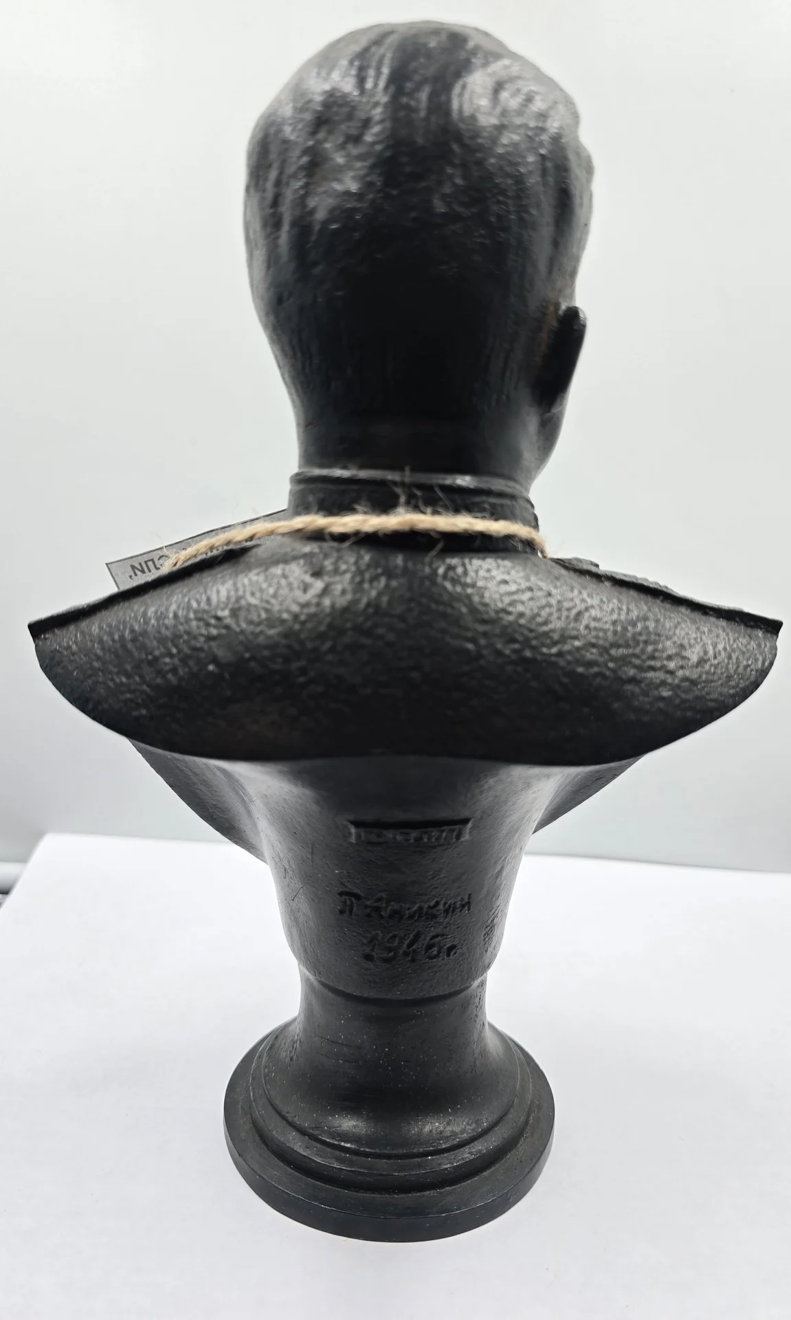 Бюст И. В. Сталин, чугун, КАСЛИ,1956 г.,  СССР, (образца 1946 г.) — миниатюра 2